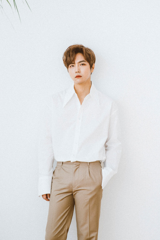 [뮤직원컴퍼니]